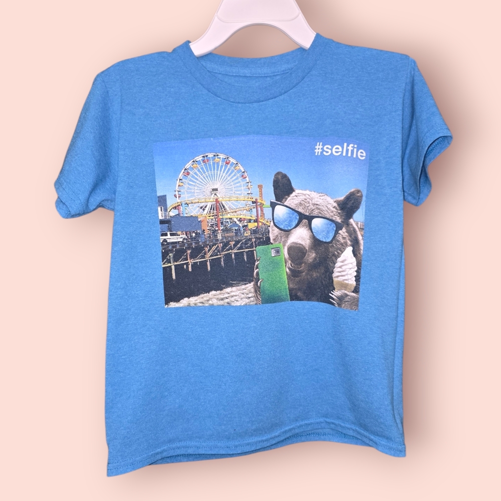 ^ Blue Kids T-Shirt with #Selfie Bear Print
